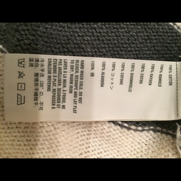 HOLLISTER Sweater - Picture 3 of 3